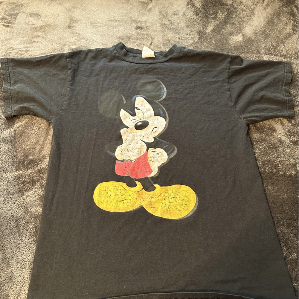 Vintage Mickey Mouse Tee!